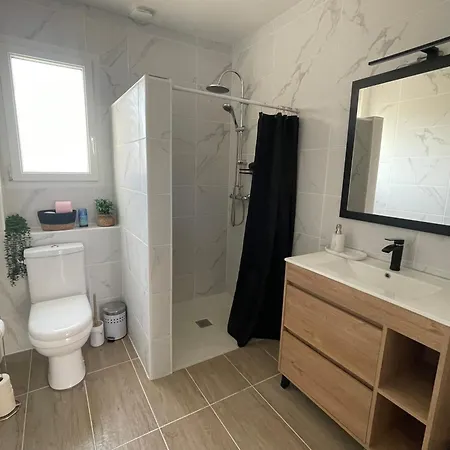 Gite De La Fontaine Avec Jaccuzi Vakantiehuis Septfonds